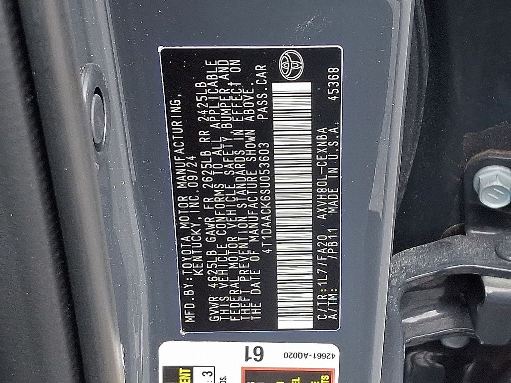2025 Toyota Camry LE