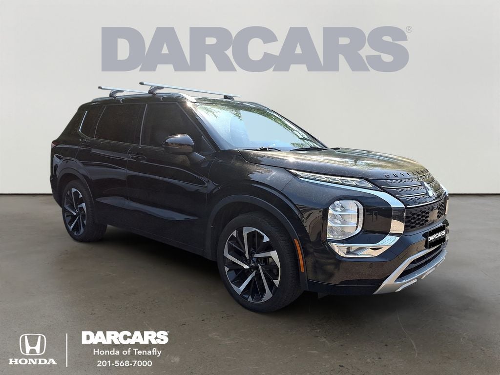 2022 Mitsubishi Outlander SEL S-AWC's photo