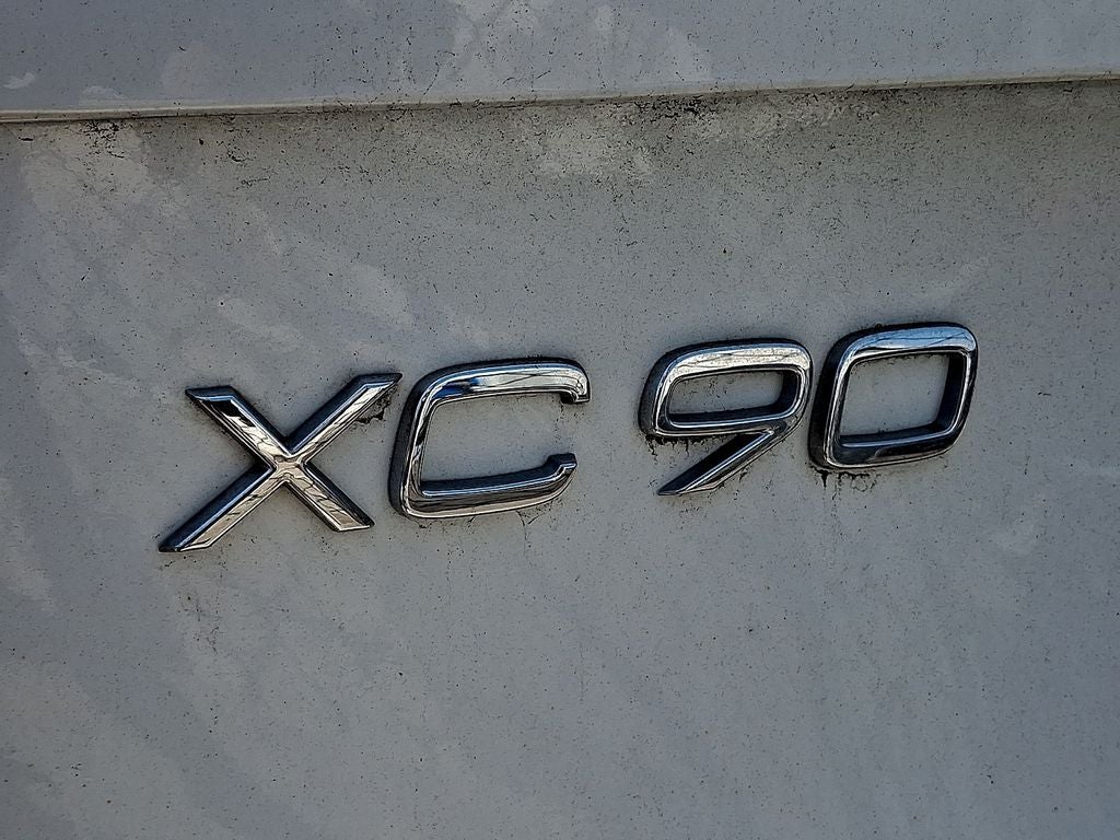 2018 Volvo XC90 T6 Momentum