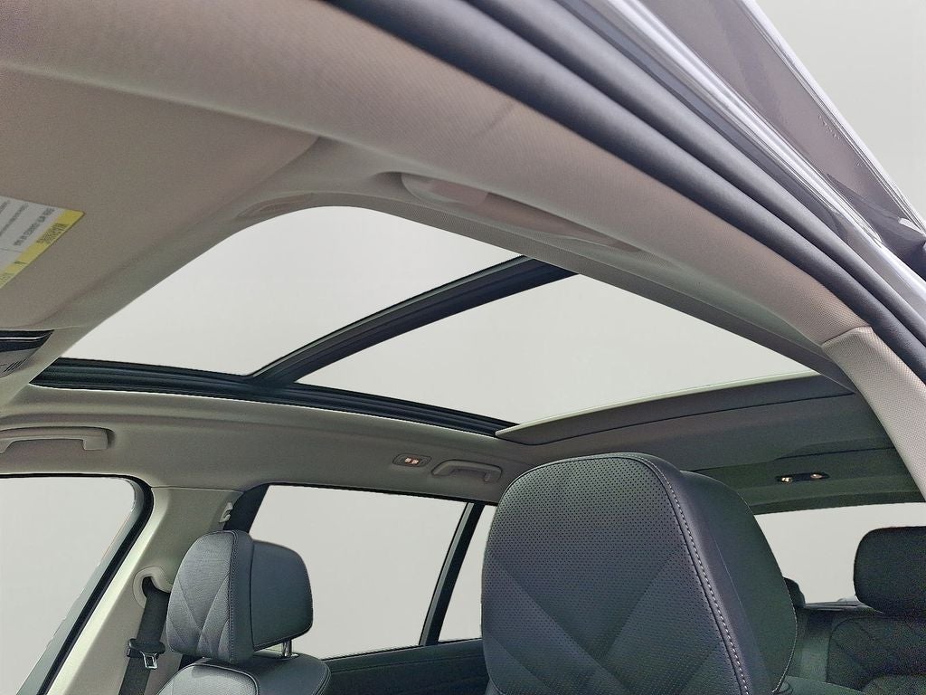 2025 BMW X7 xDrive40i PREMIUM PACKAGE
