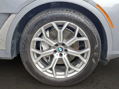 2025 BMW X7 xDrive40i PREMIUM PACKAGE