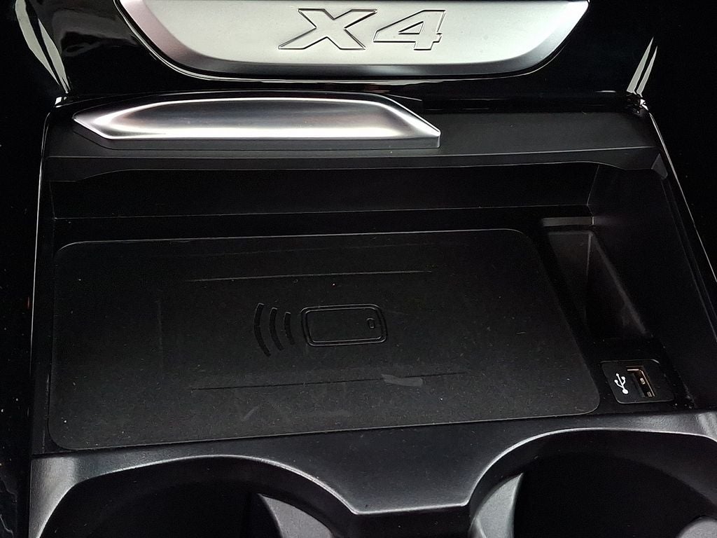 2023 BMW X4 xDrive30i AWD
