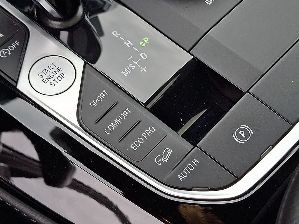 2023 BMW X4 xDrive30i AWD