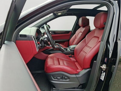 2022 Porsche Cayenne AWD