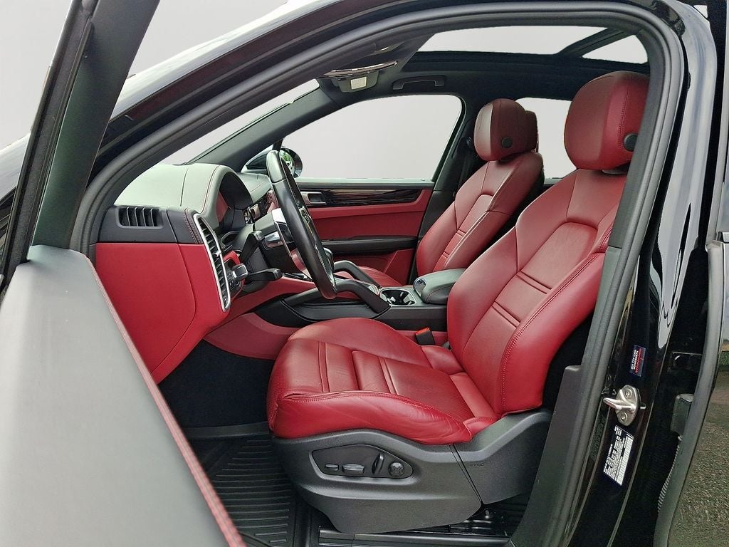 2022 Porsche Cayenne AWD