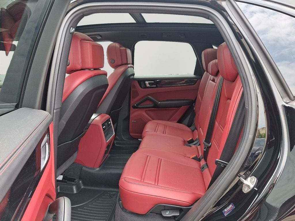 2022 Porsche Cayenne AWD